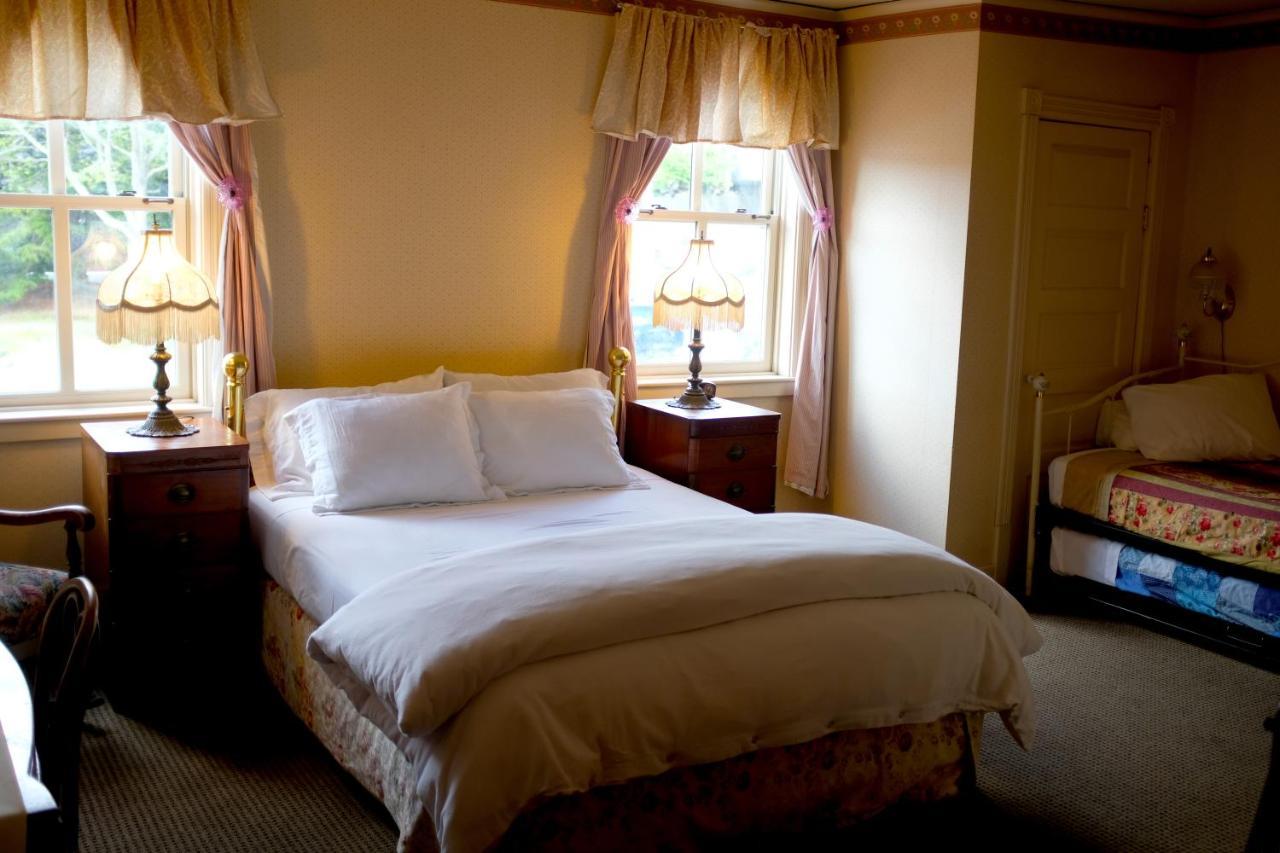Orcas Hotel Bagian luar foto